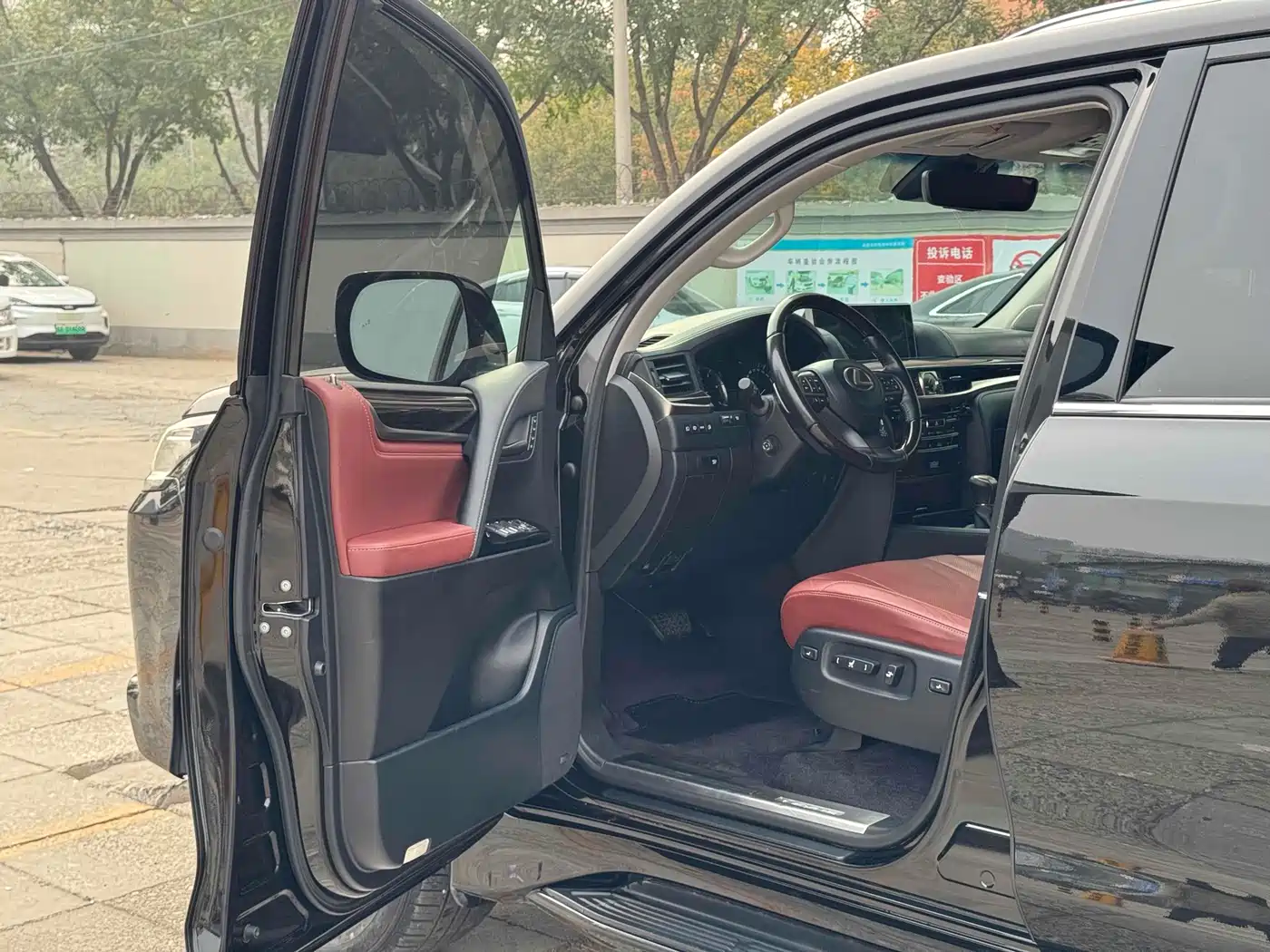 Lexus LX 2017 570 Prestige Luxury фото 9