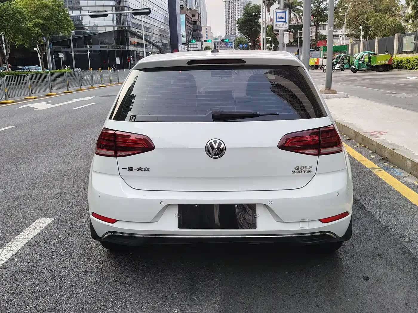 Volkswagen Golf 2018 230TSI Automatic Comfort фото 6