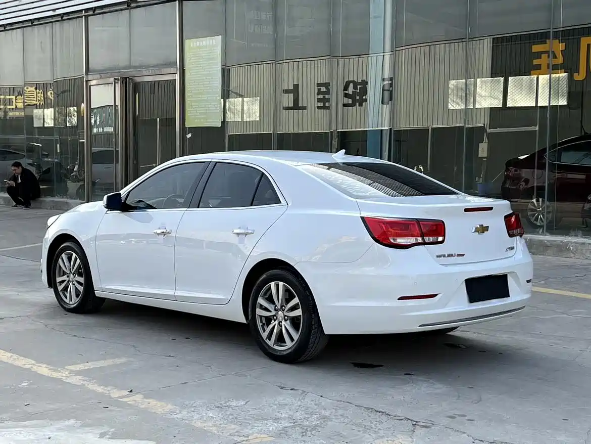 Chevrolet Malibu 2016 1.6T Automatic Luxury Edition фото 16