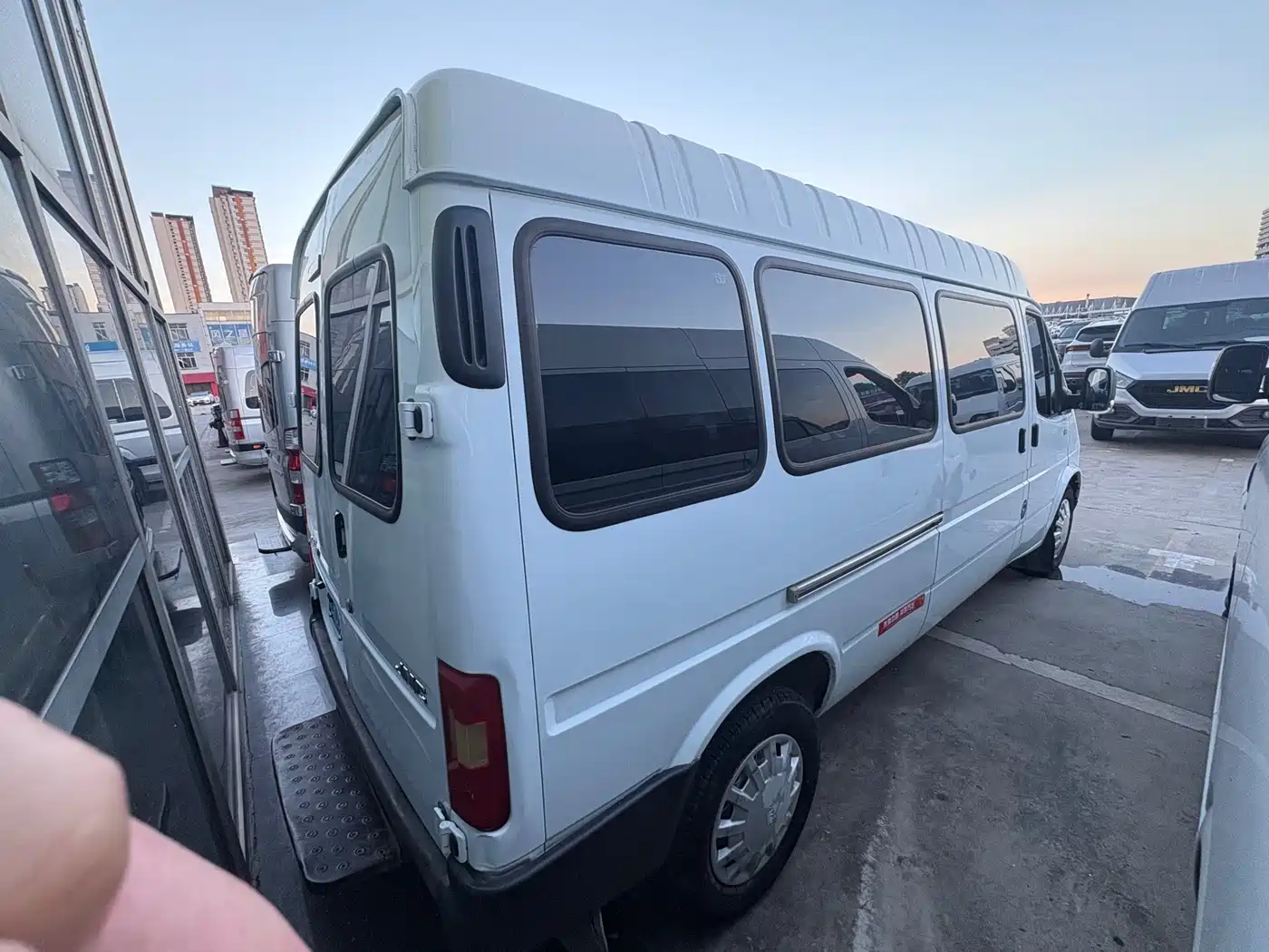 Jiangling Tesun 2020 2019 2.8T Commercial Long Wheelbase Medium Roof 6-Seater Single Rear Tire China VI JX493