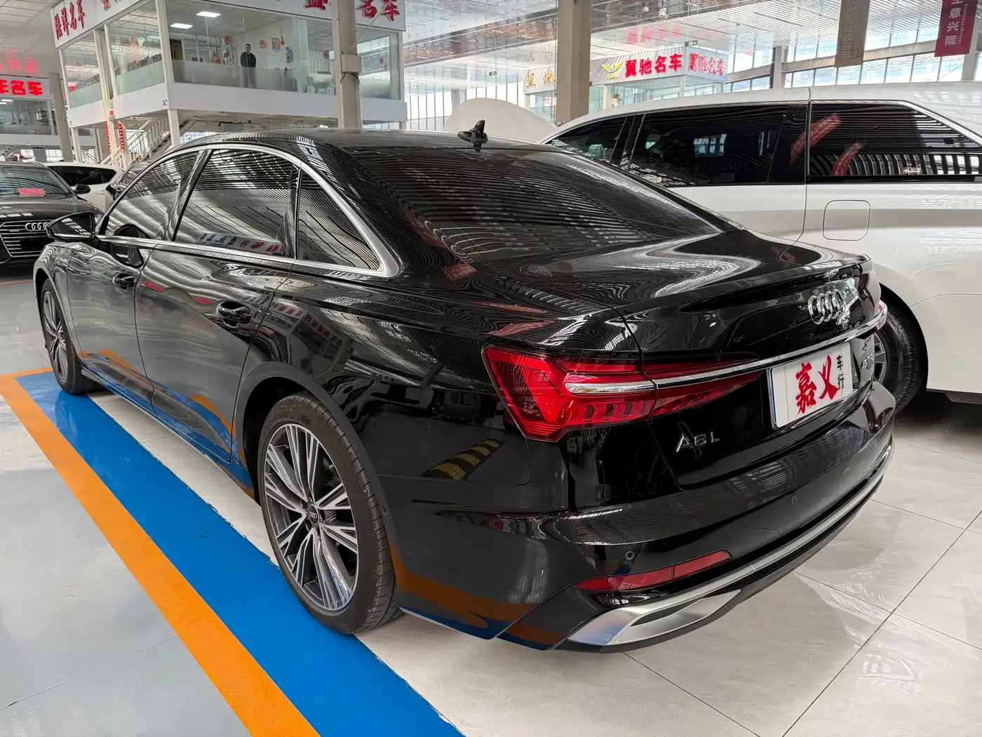 Audi A6L 2024 45 TFSI quattro Premium Dynamic фото 6