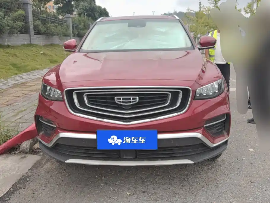 Фото 2 - Geely Boyue