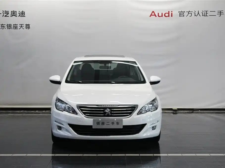 PEUGEOT 408