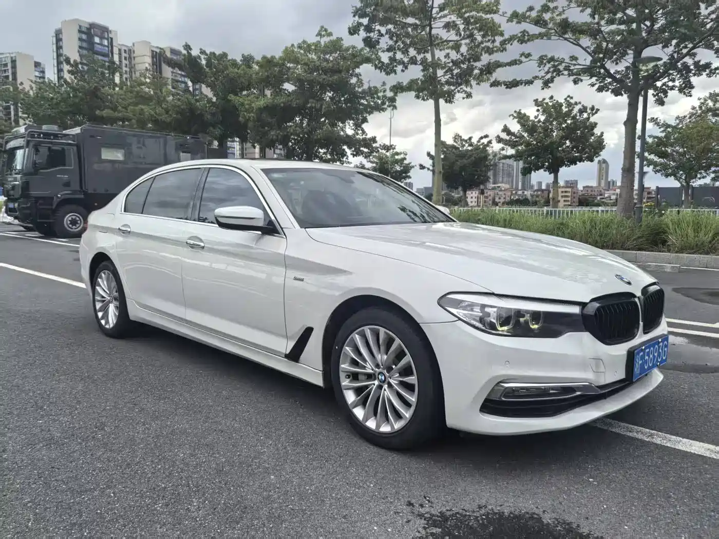 BMW 5 Series 2018 Facelift 530Li Leading Luxury Package фото 3