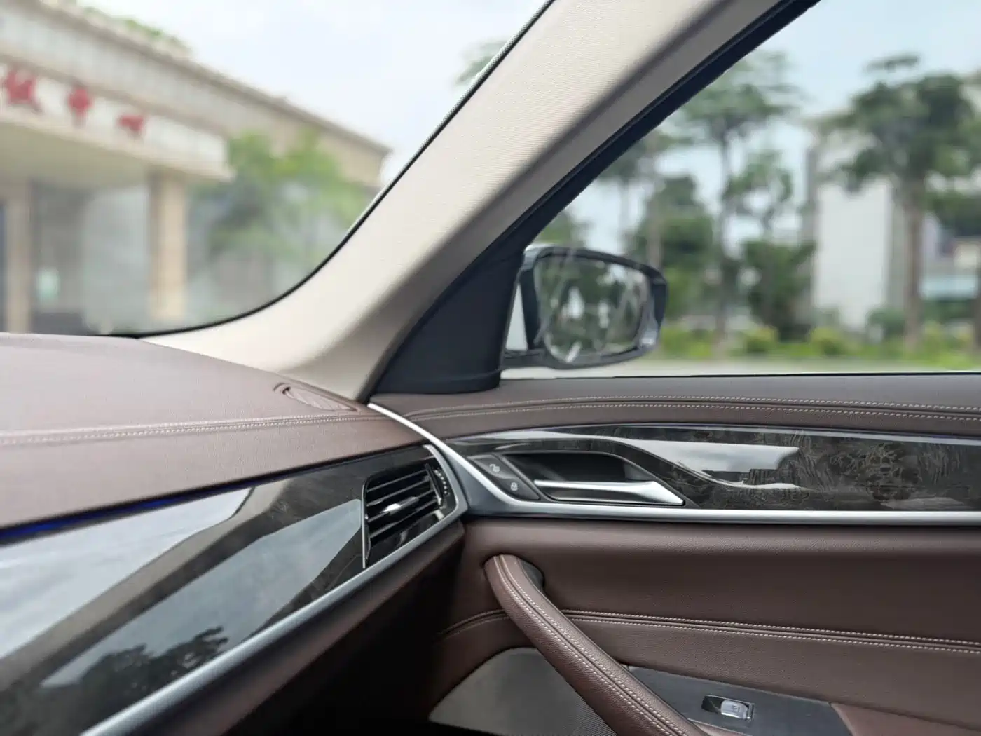 BMW 5 Series 2021 525Li Luxury Package фото 15