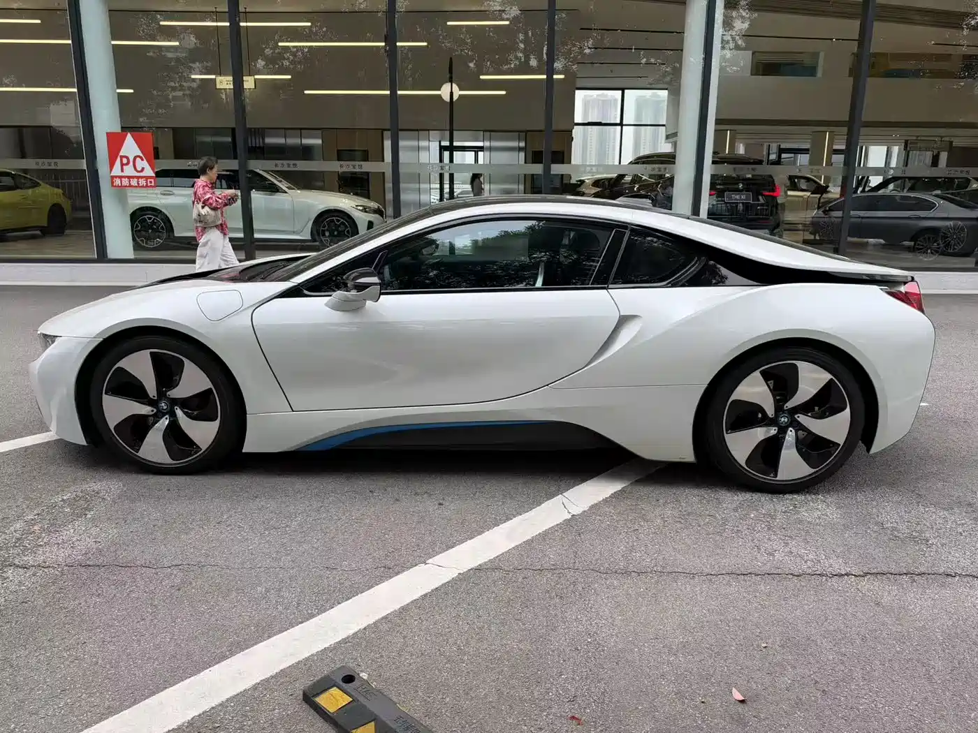 BMW i8 2017 2014 Standard