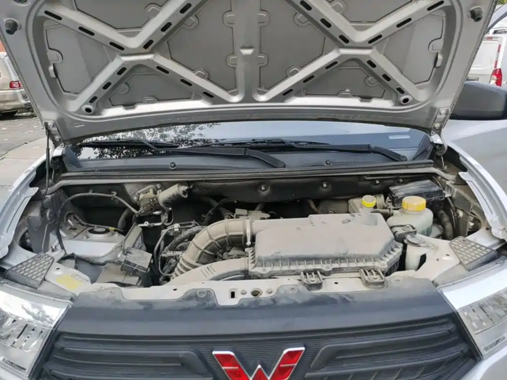Wuling Motors Wuling Hongguang V 2023 2022 1.5L Dynamic Edition Hydraulic Power Steering LAR