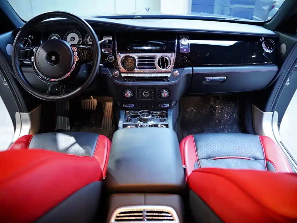 Rolls-Royce Wraith 2014 2013 6.6T Standard