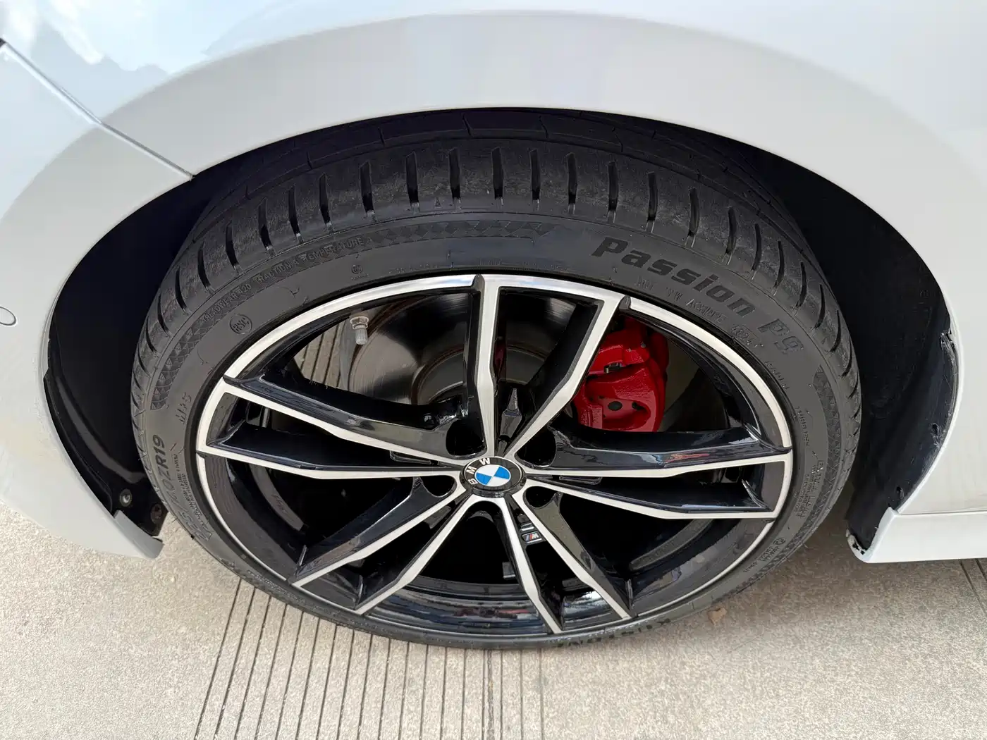 BMW 3 Series 2021 325i M Sport Night Edition фото 30