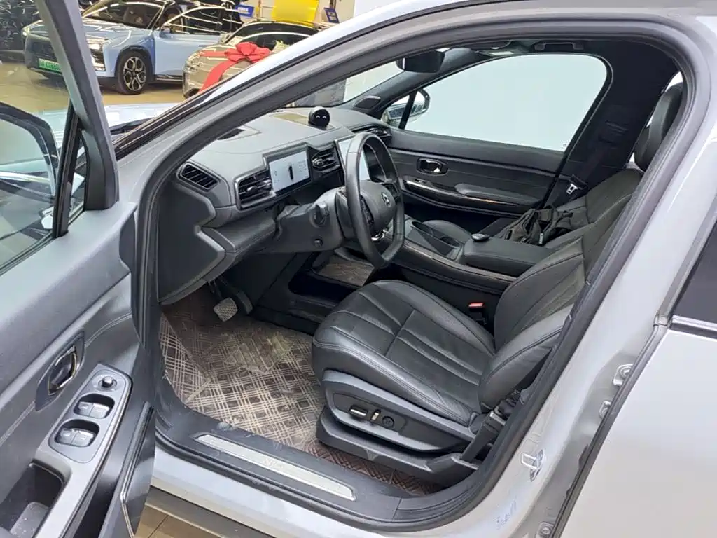 NIO ES8 2021 2020 415KM 6-Seater