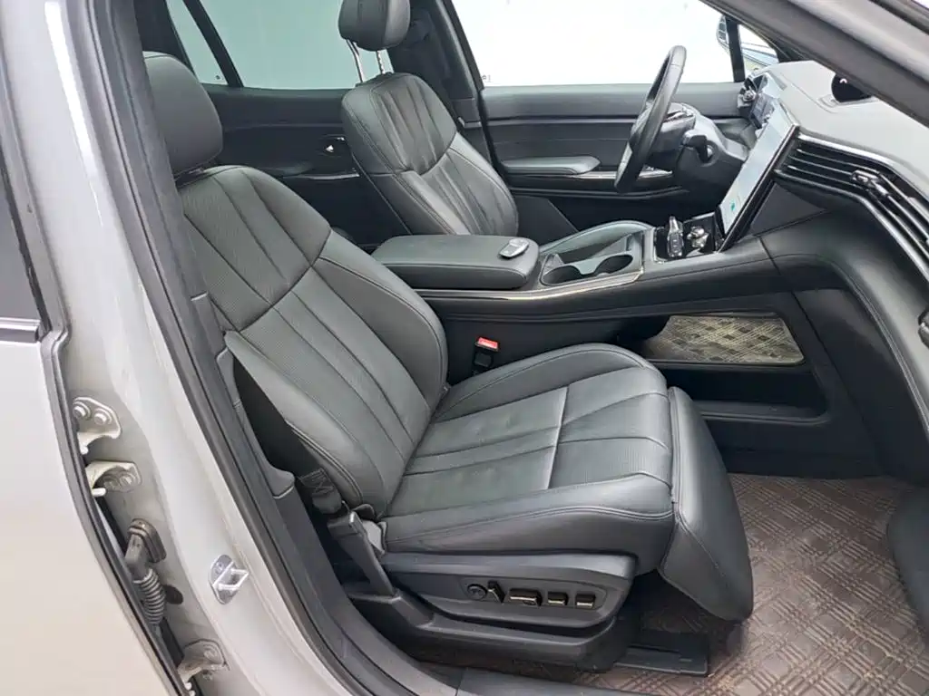 NIO ES8 2021 2020 415KM 6-Seater