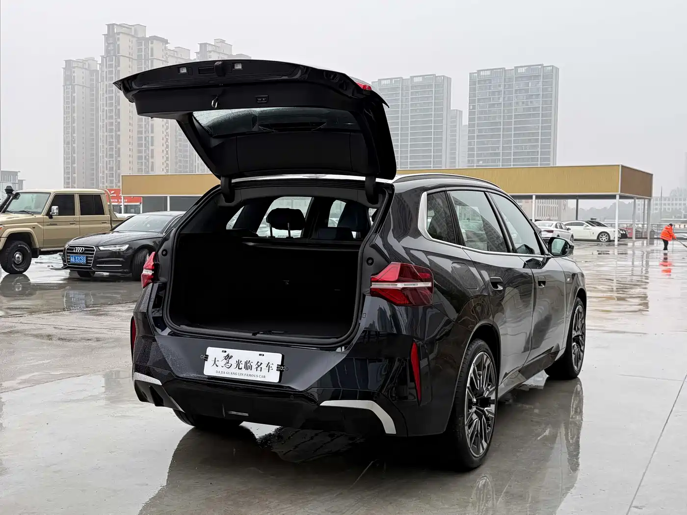 BMW X3 2025 xDrive30L Premium M Sport Package фото 15