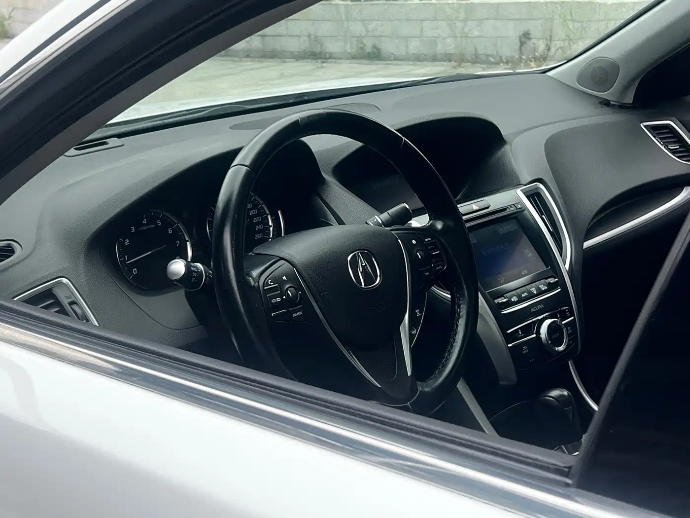 Acura TLX-L 2018 2.4L Joy Edition фото 20