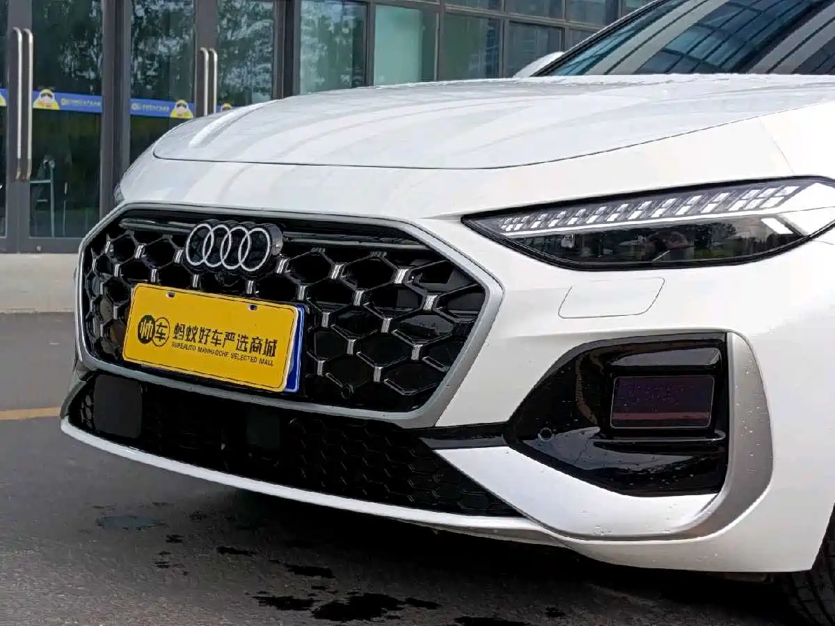 Audi A5L 2025 2.0T Navigation Edition фото 7