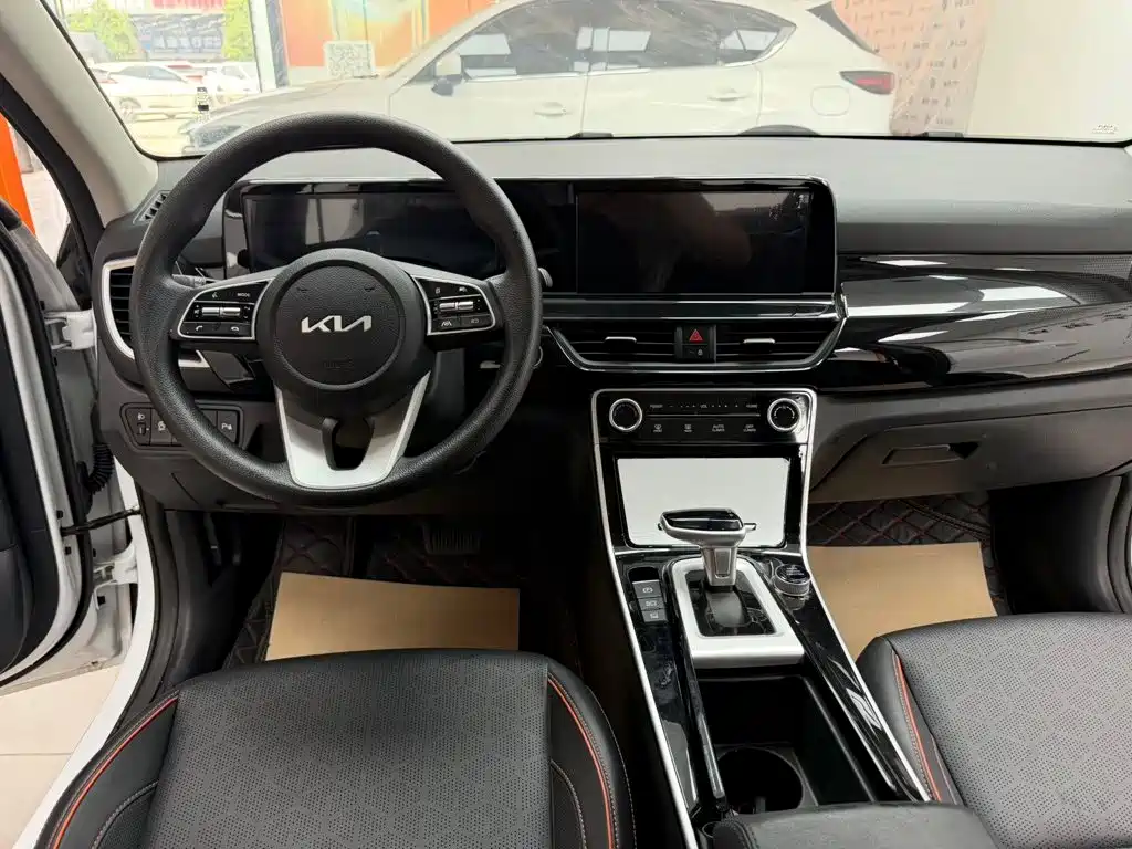 Kia Seltos 2026 2023 1.5L CVT Luxury Edition