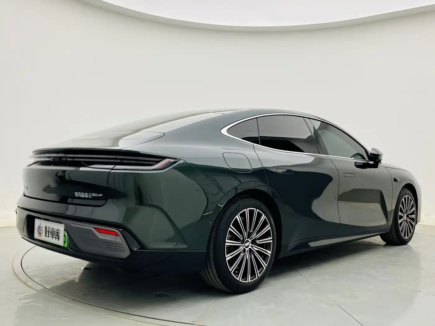 GEELY GALAXY GALAXY SPARKLE 8