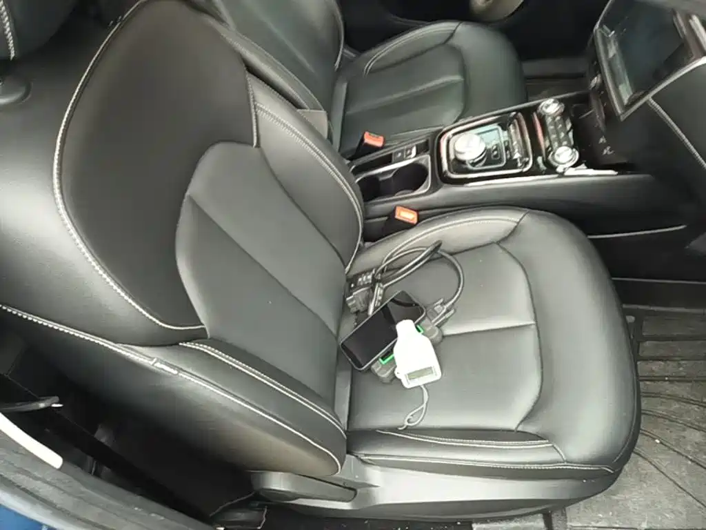 Фото 25 - Roewe Ei5