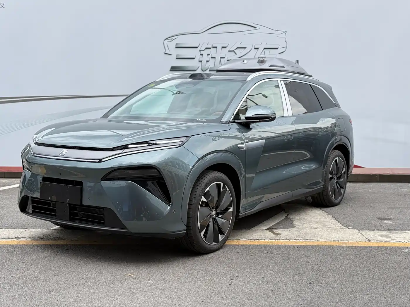 BYD Tang L 2025