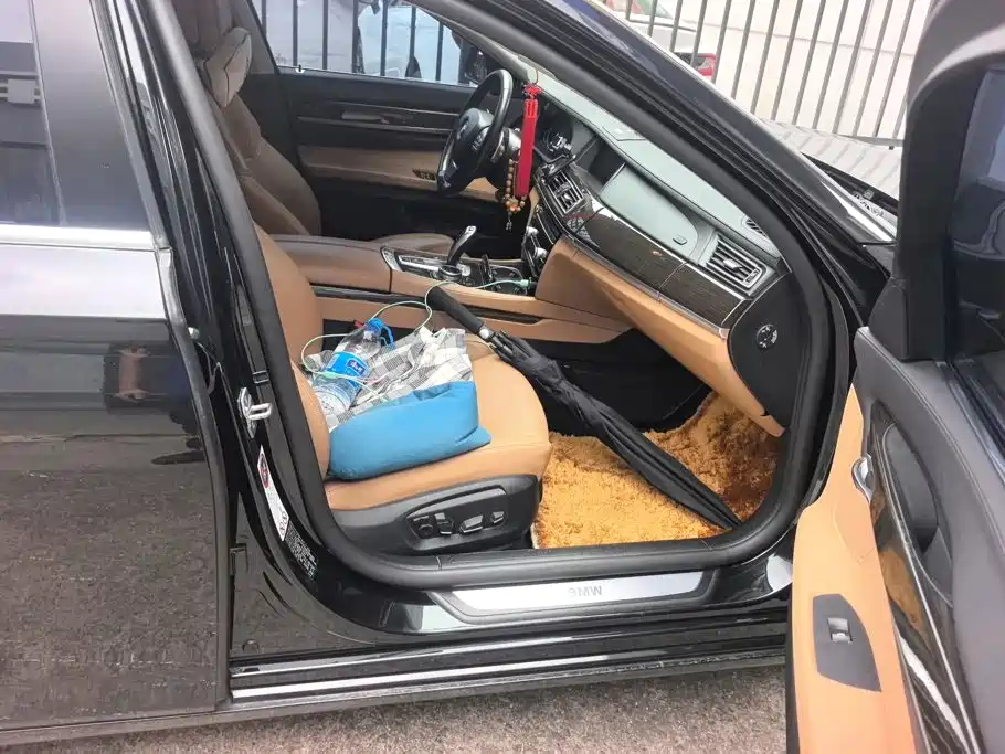 BMW 7 Series 2014 2013 Model 740Li xDrive