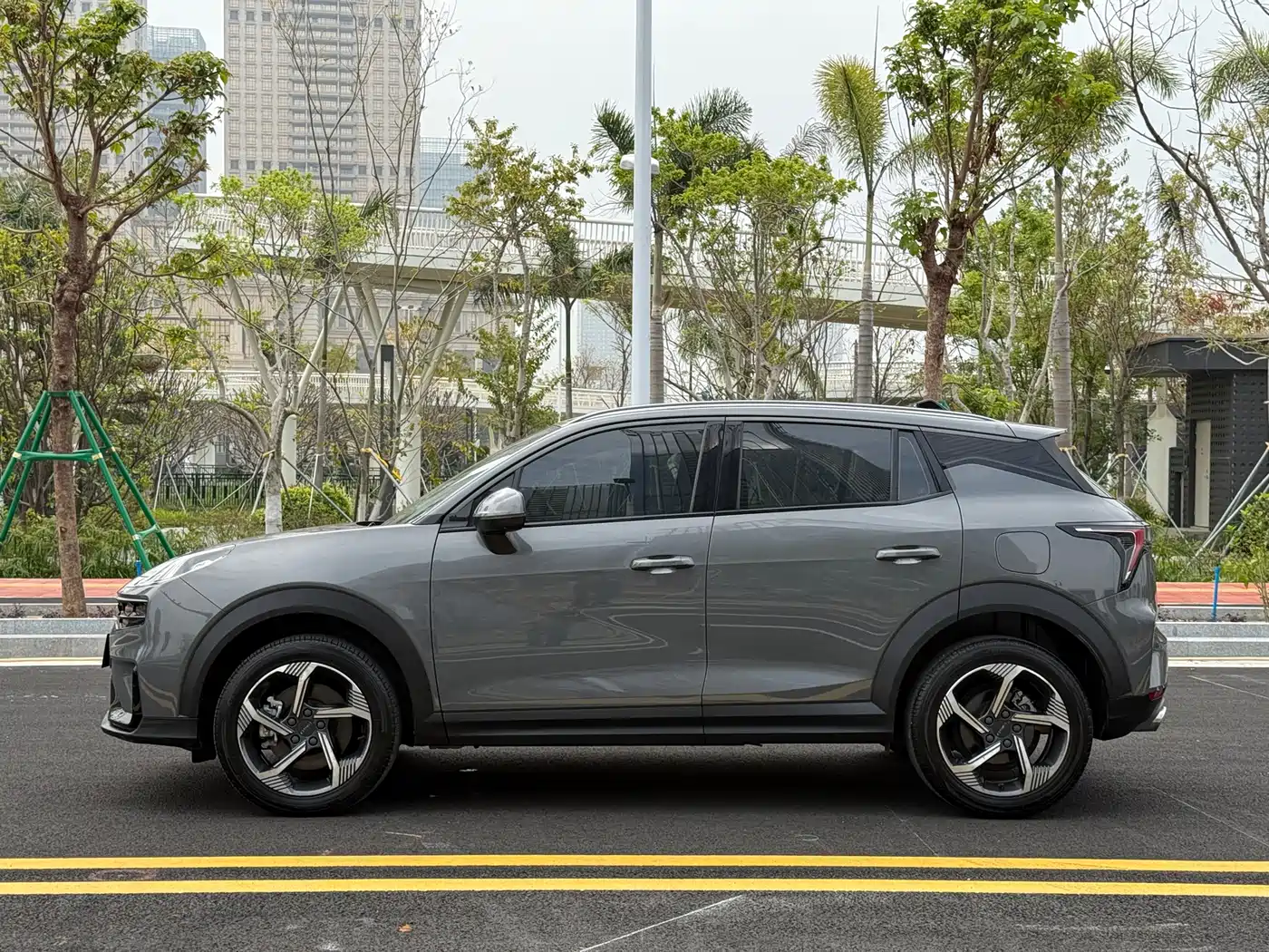 Lynk & Co 06 2023 Remix 1.5T Power Pro фото 5