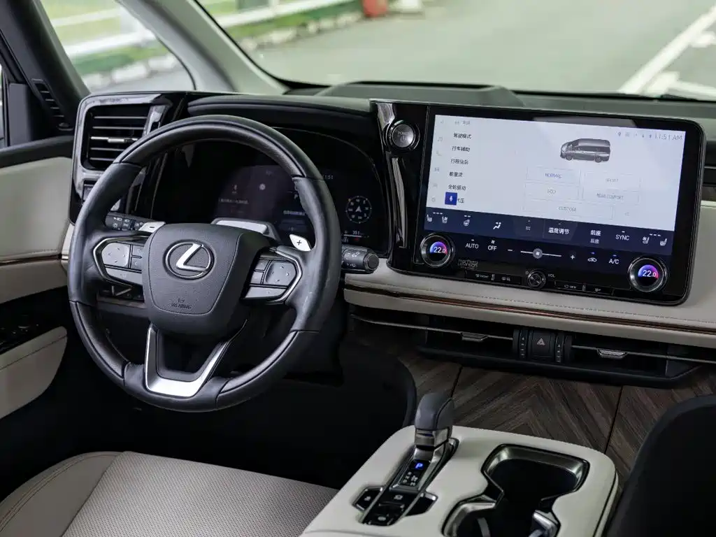 Lexus LM 2026 2025 Model 500h Six-Seater Prestige Edition