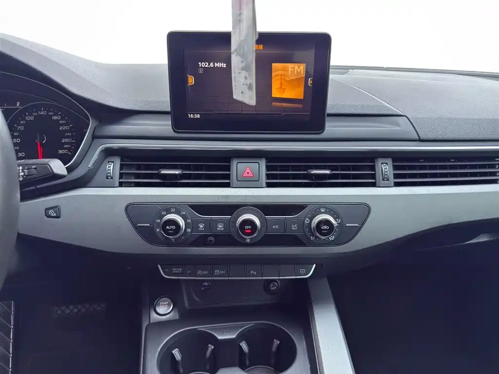 Audi A4L 2019 40 TFSI Progressive (China VI) фото 9