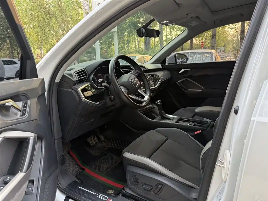  Q3