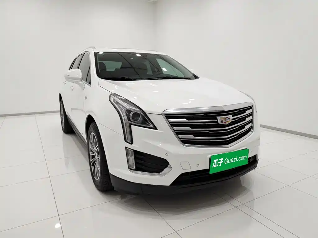 Cadillac XT5 2017 2016 25T Luxury Model