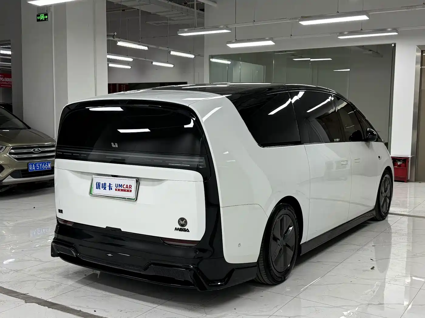 Li Auto MEGA 2025 2024 Ultra