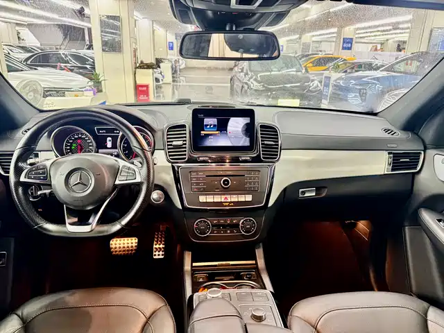 Mercedes-Benz GLE AMG 2017 AMG GLE 43 4MATIC — фото 5