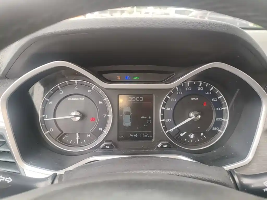 Photo 12 - Geely Vision X3