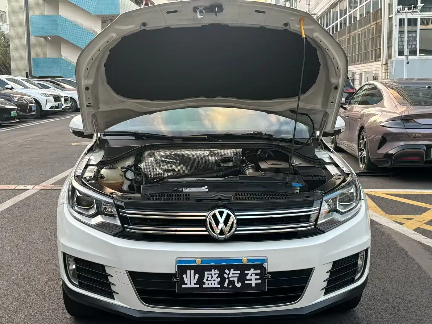 Volkswagen Tiguan 2016 Model 300TSI Automatic 2WD Comfort Edition фото 6