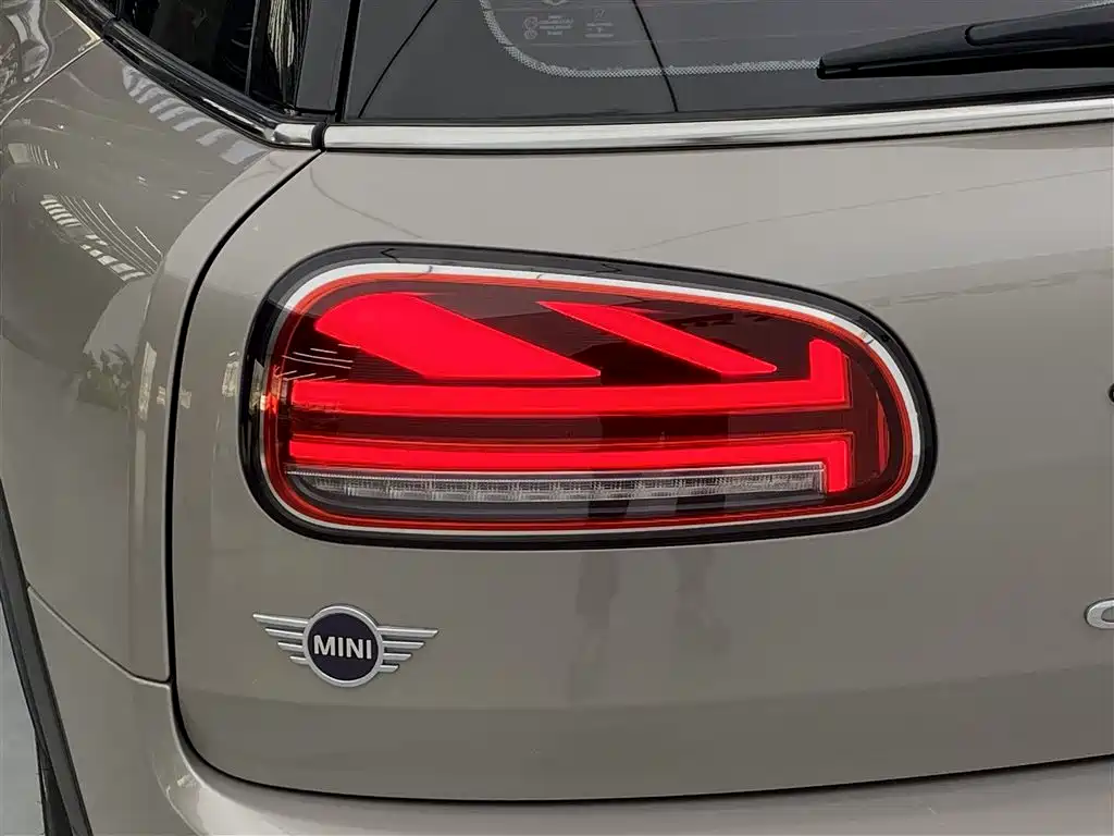 MINI CLUBMAN 2023 2023 Facelift 1.5T COOPER Connoisseur