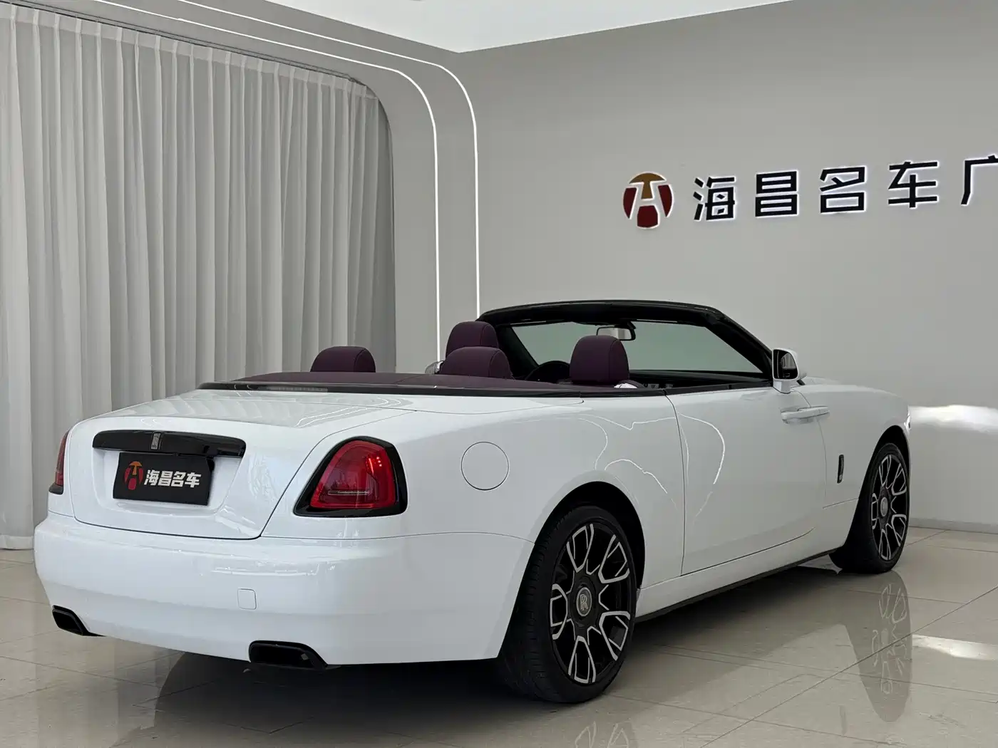 Rolls-Royce Dawn 2018 2018 6.6T Standard
