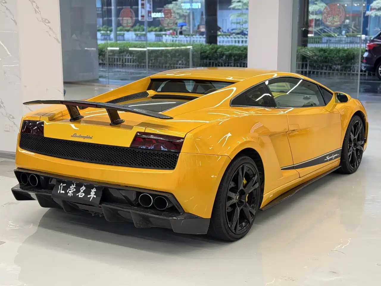 Lamborghini Gallardo 2012 LP 560-4 Gold Edition фото 9