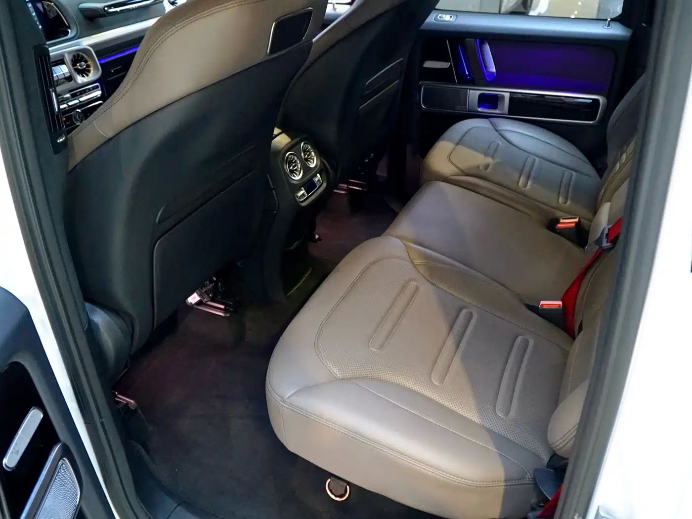 Mercedes-Benz G-Class фото 5