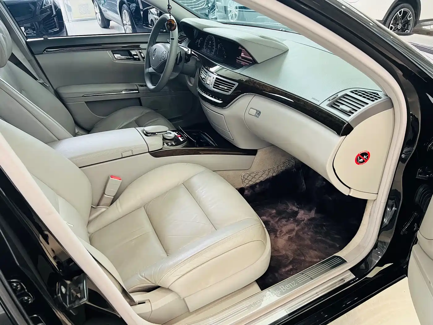 Mercedes-Benz S-Class 2010 S 300 L Business фото 17