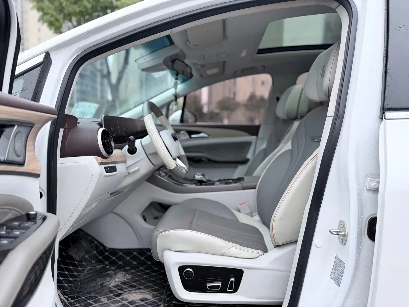 DONGFENG POPULAR YACHTS