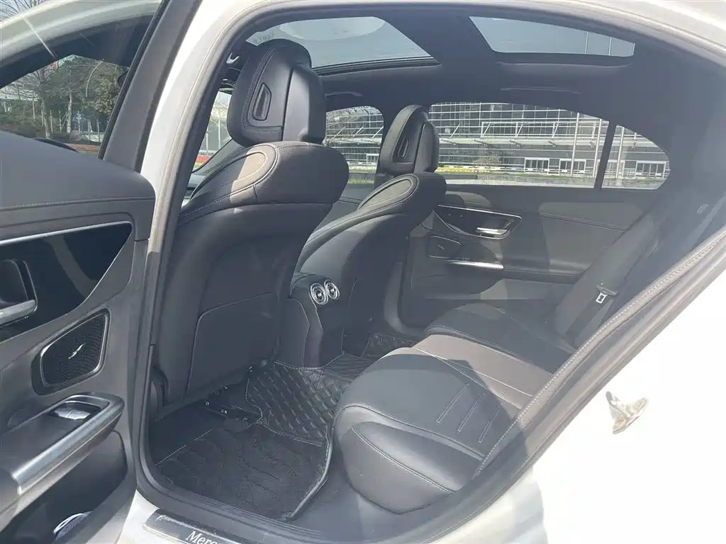 Mercedes-Benz C-Class 2022 Facelift C 260 L Sport фото 8