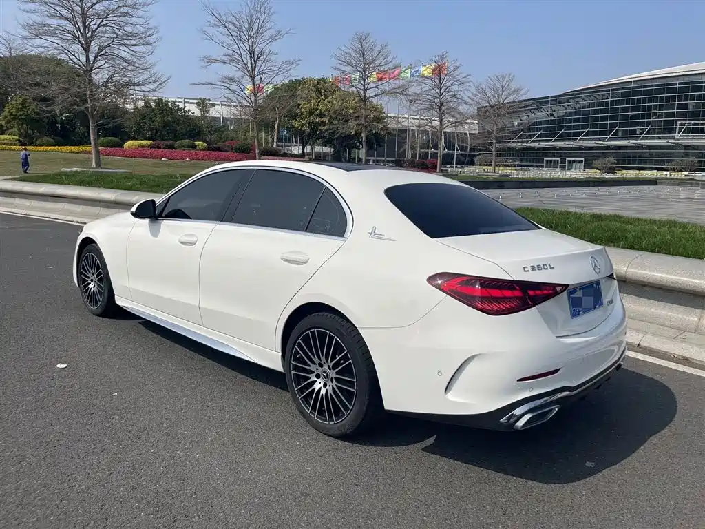 Mercedes-Benz C-Class 2022 Facelift C 260 L Sport фото 3