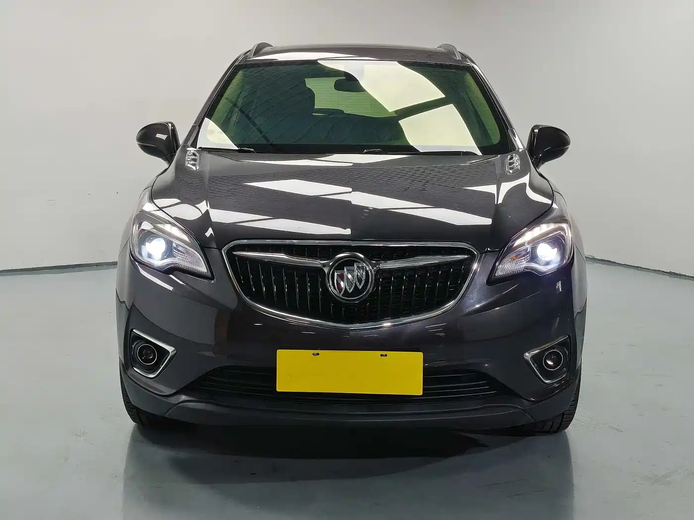 Buick Envision Plus 2018 20T 2WD Leading фото 2