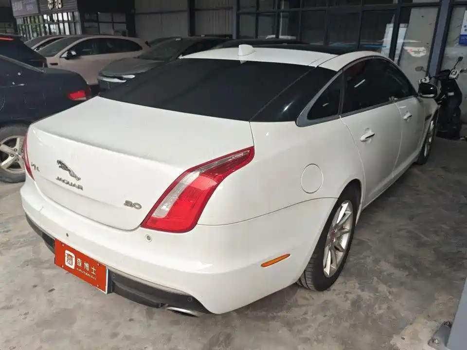 Jaguar XJ 2017 2016 XJL 3.0 SC 2WD Elegance Business Edition