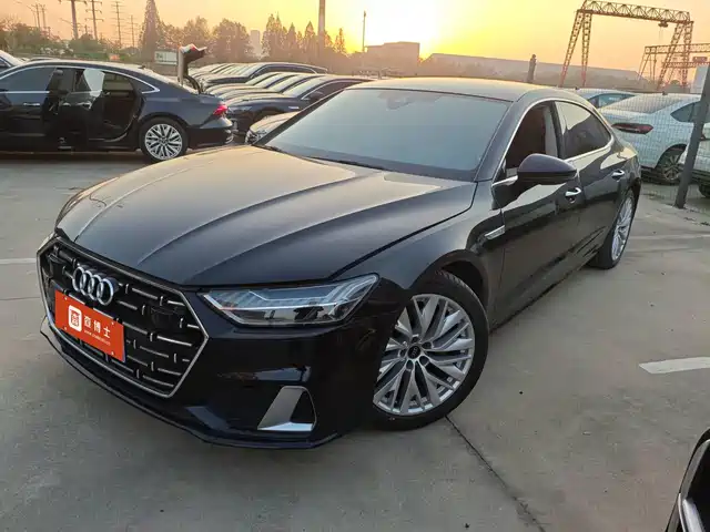 AUDI A7L