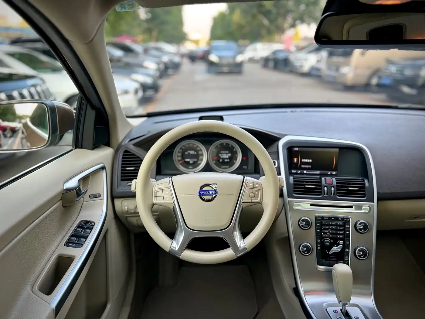 Volvo XC60 (Import) 2011 2012 T6 AWD Elegance Edition