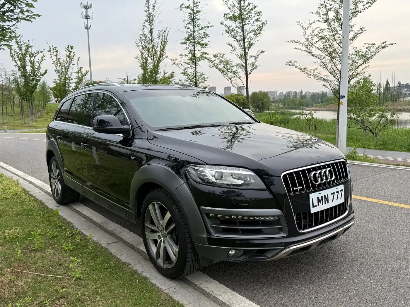 Audi Q7 2015 40 TFSI Classic Edition фото 3