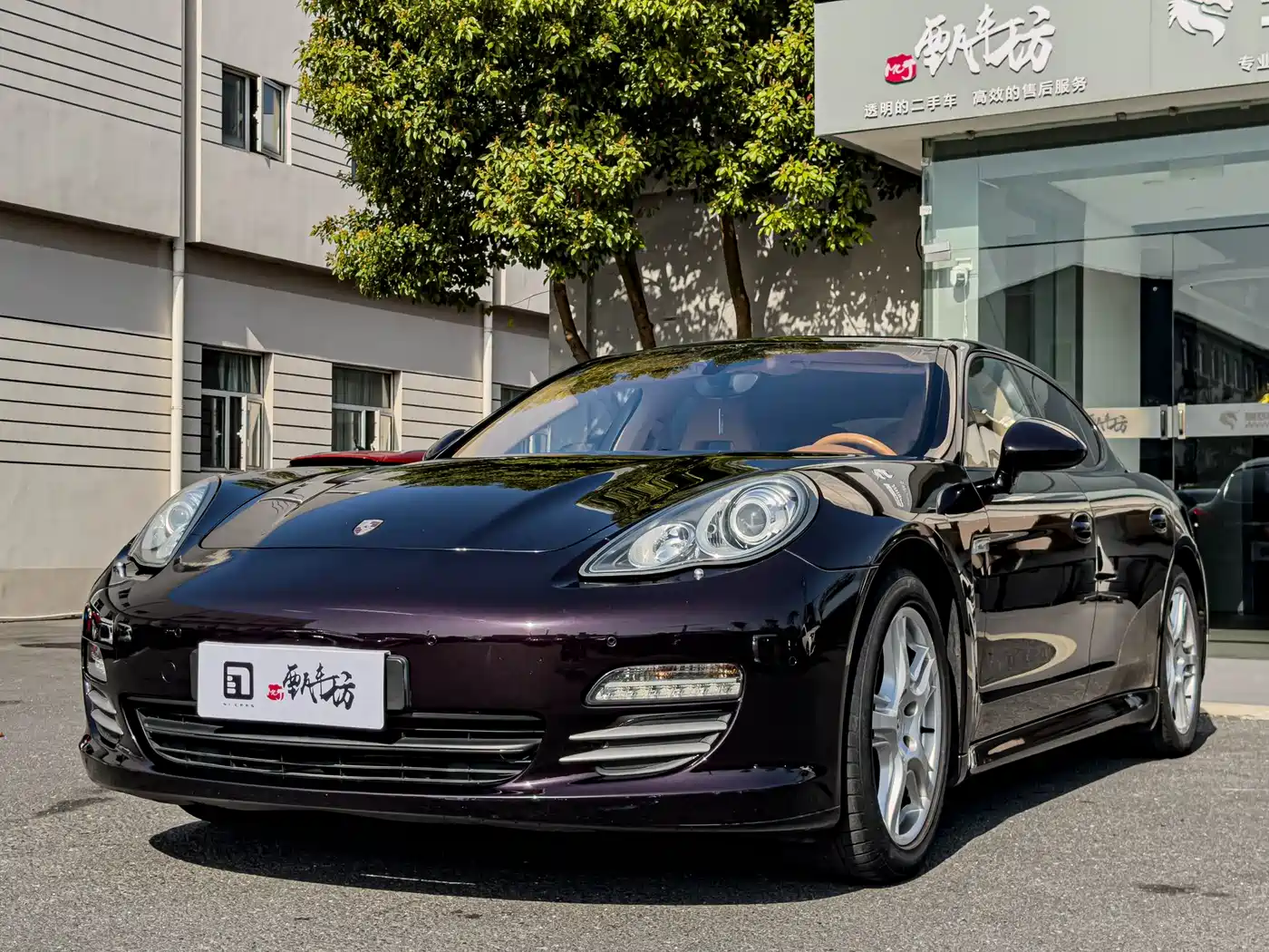 Porsche Panamera 2010 Panamera 4 3.6L фото 2