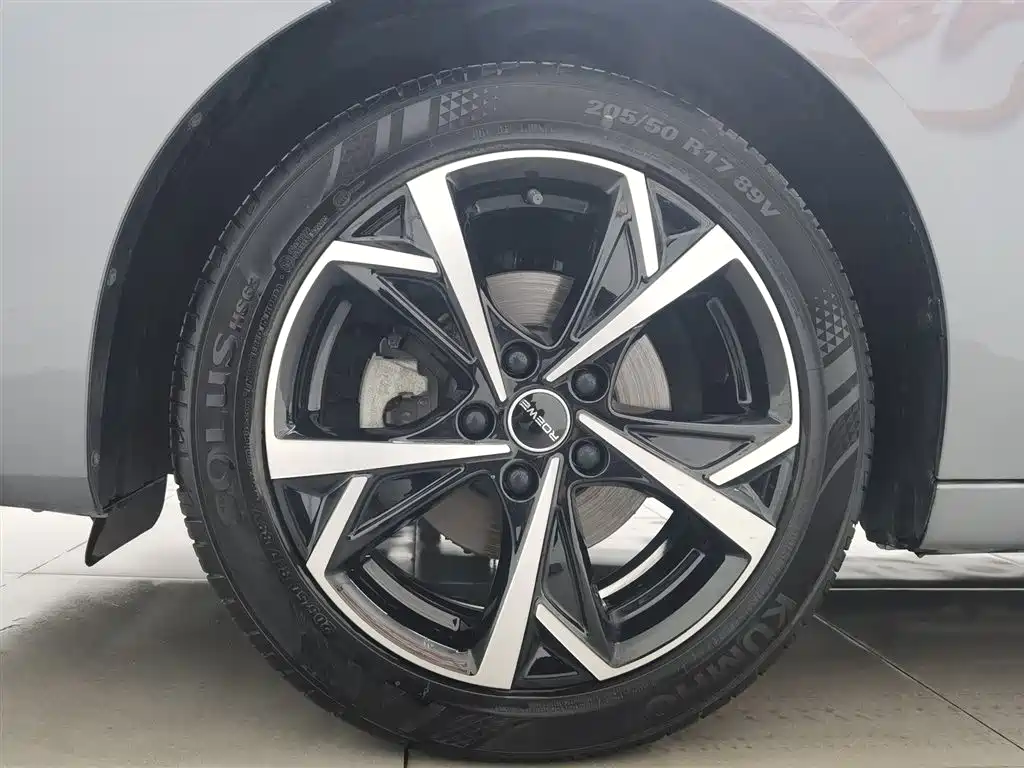 ROEWE I5