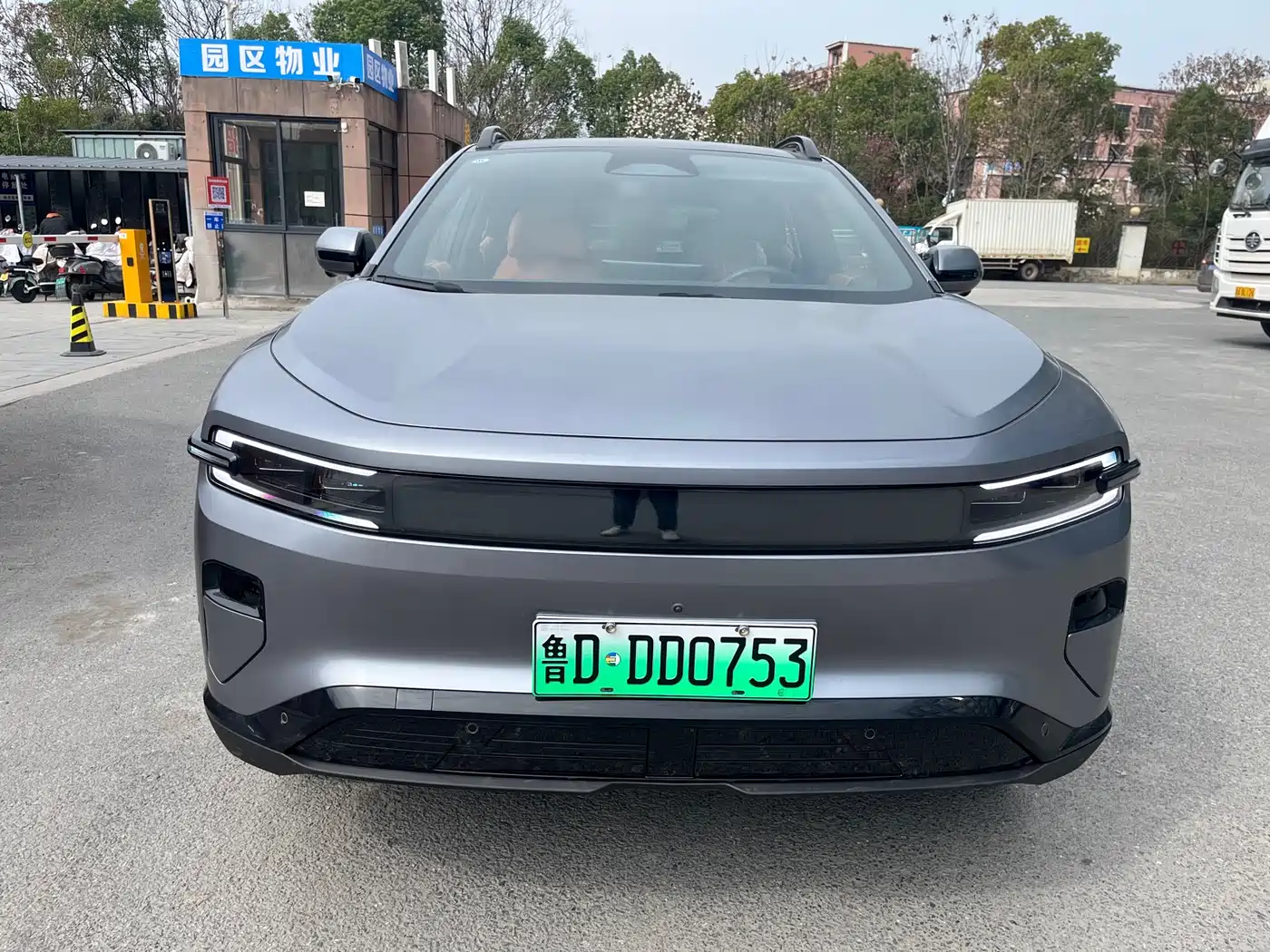CHANGAN E07