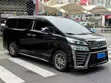 Фото 3 - Toyota Vellfire