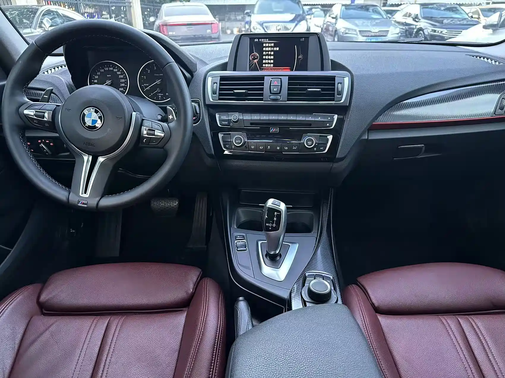 Photo 4 - BMW 1 Series (Import)